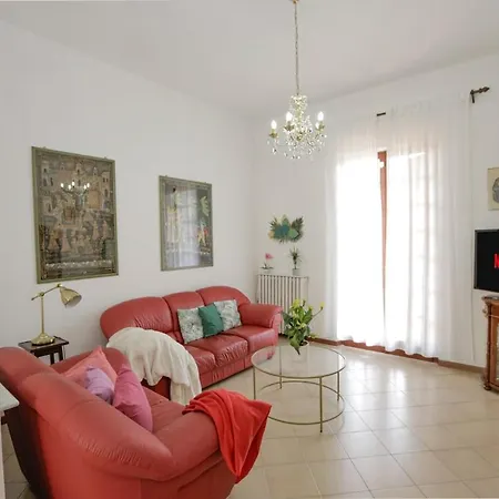Daire Spazioso Con Giardino A Parcheggio Gratuito Massa (Tuscany)