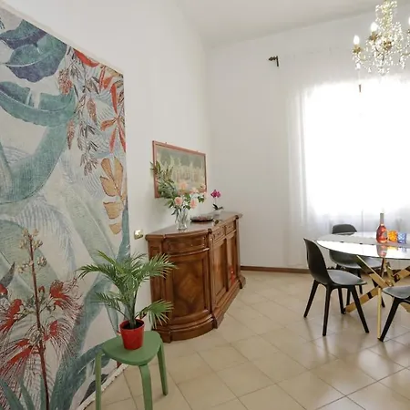 Daire Spazioso Con Giardino A Parcheggio Gratuito